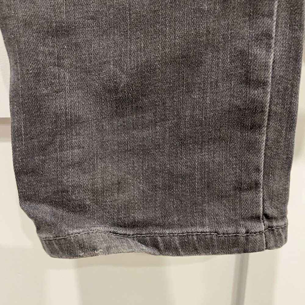 Low rise, Hollister faded grey skinny Jean - Picture 10 of 16